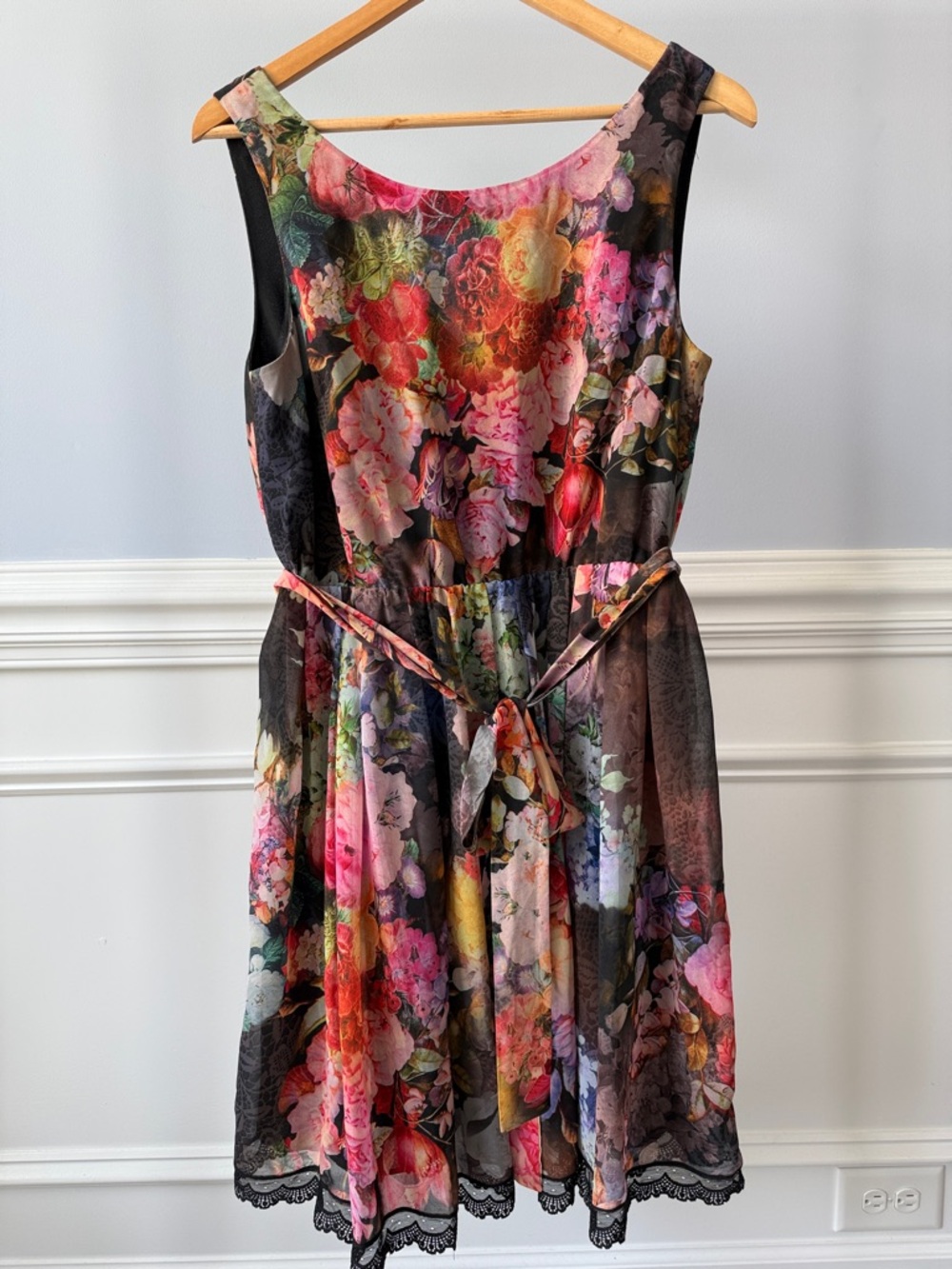 Betsey Johnson Floral Lace Trim Sleeveless Party Fit Flare Flowy Dress Sz 10
